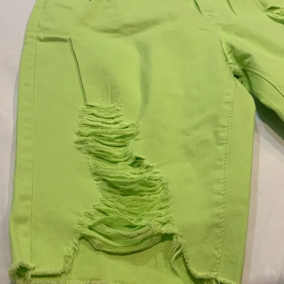 NWT Neon Green Distressed Shorts 1X - Picture 2 of 9